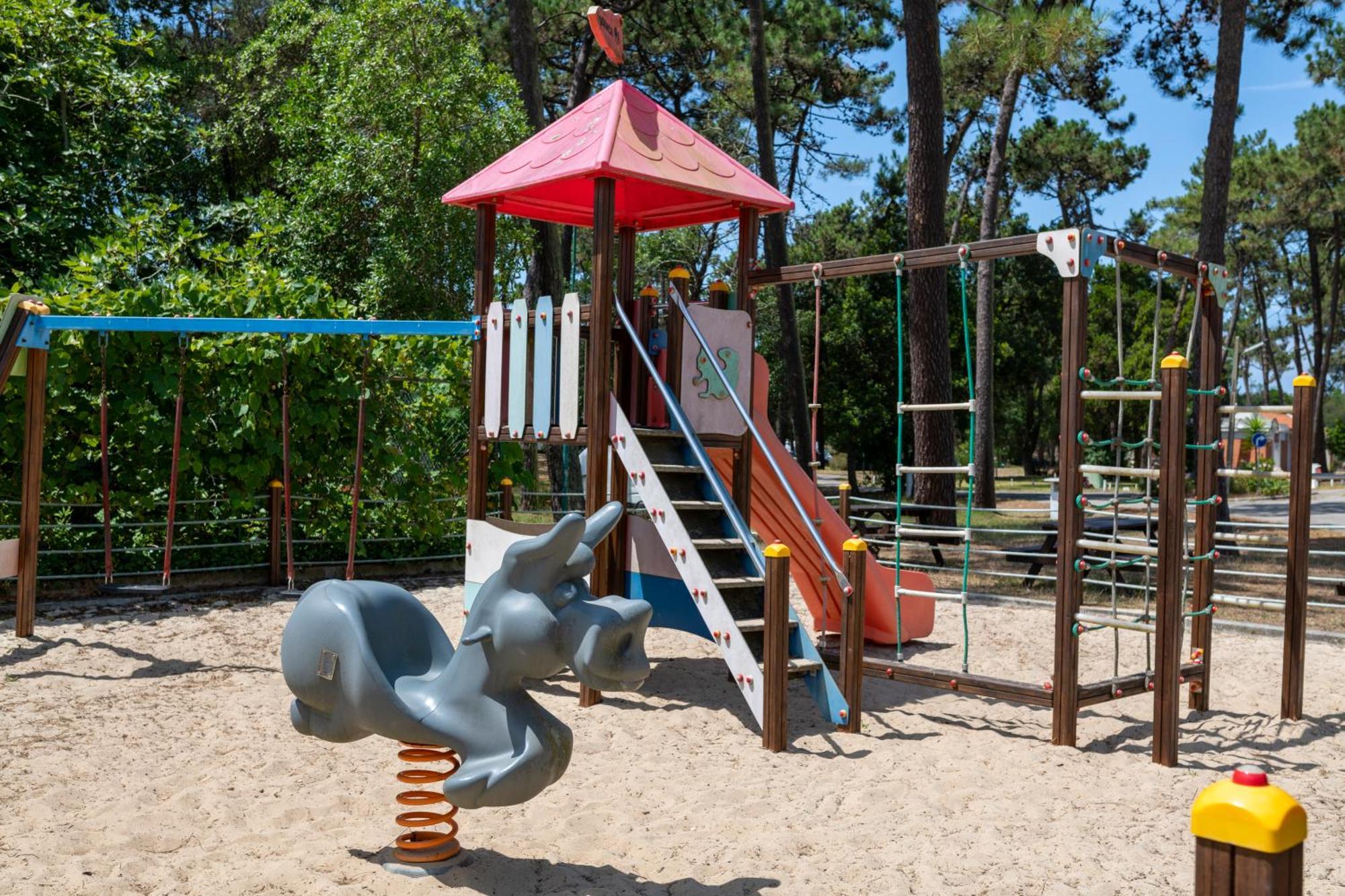 Camping Parque De Campismo Orbitur *